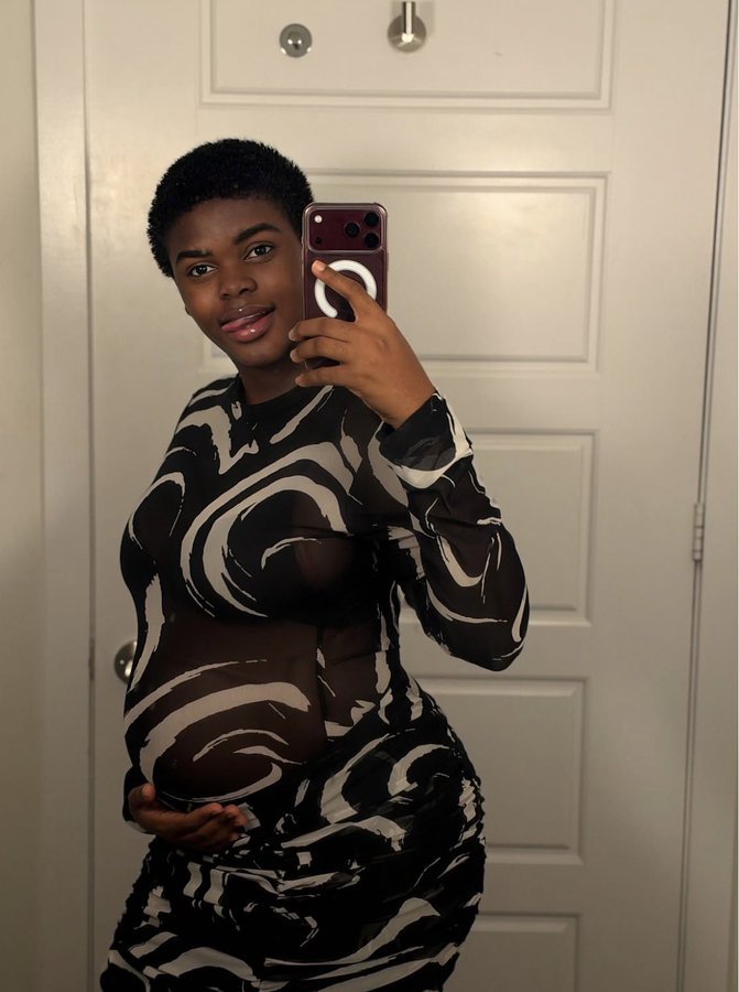 MercyObidake's tweet photo. Jarvis flaunts her baby bump in new photos

#Jarvis #peller #jarvisandpeller https://t.co/rqkHrboUSx