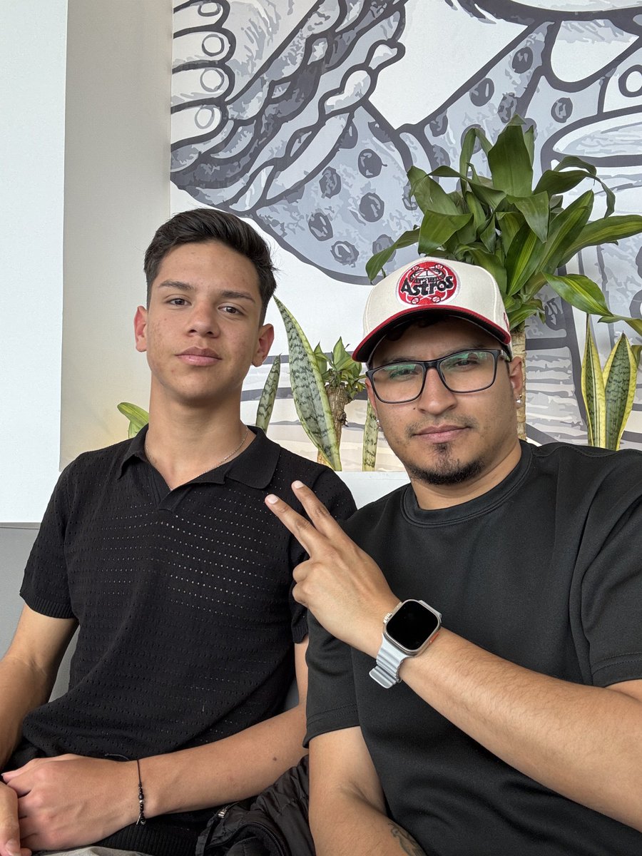 yonaldnava1's tweet photo. 🥰 https://t.co/WdOclWLgTT