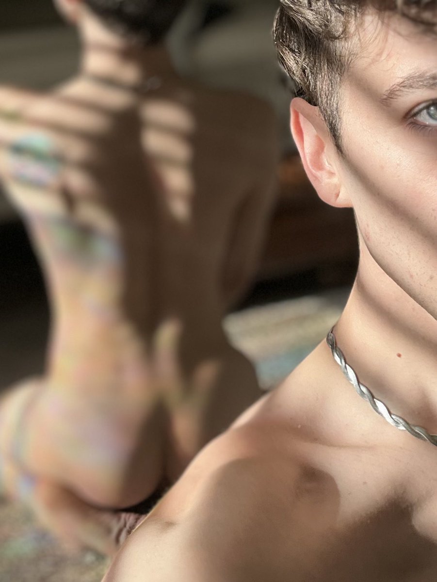 will_btwink's tweet photo. I’m on my knees looking up at you. What are you doing first? 
#submission #gay #twink #nsfw #bottom https://t.co/E5yp0JmHiA
