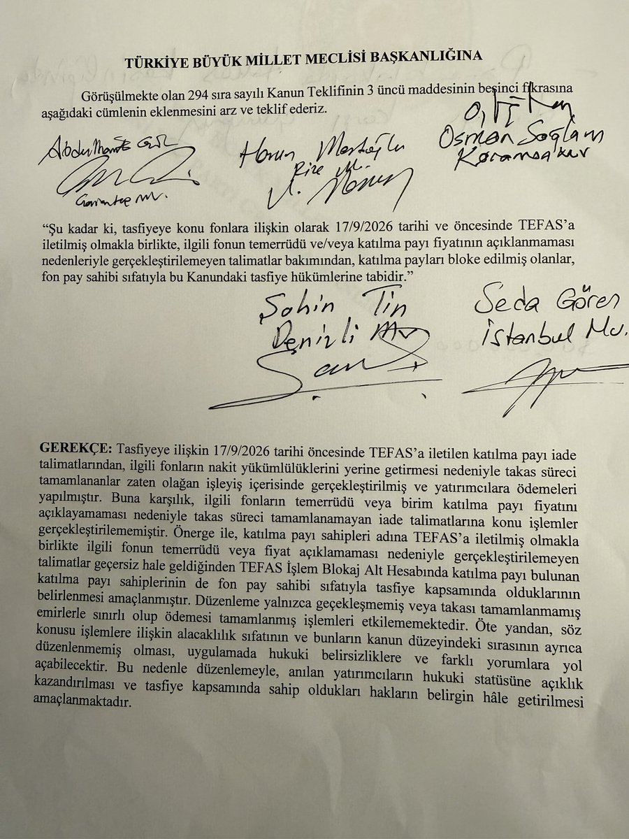 unutulanassubay's tweet photo. Paramıza çöktürler

#PBLKdanMuhalefeteTeşekkür https://t.co/JTrdSLgGGz