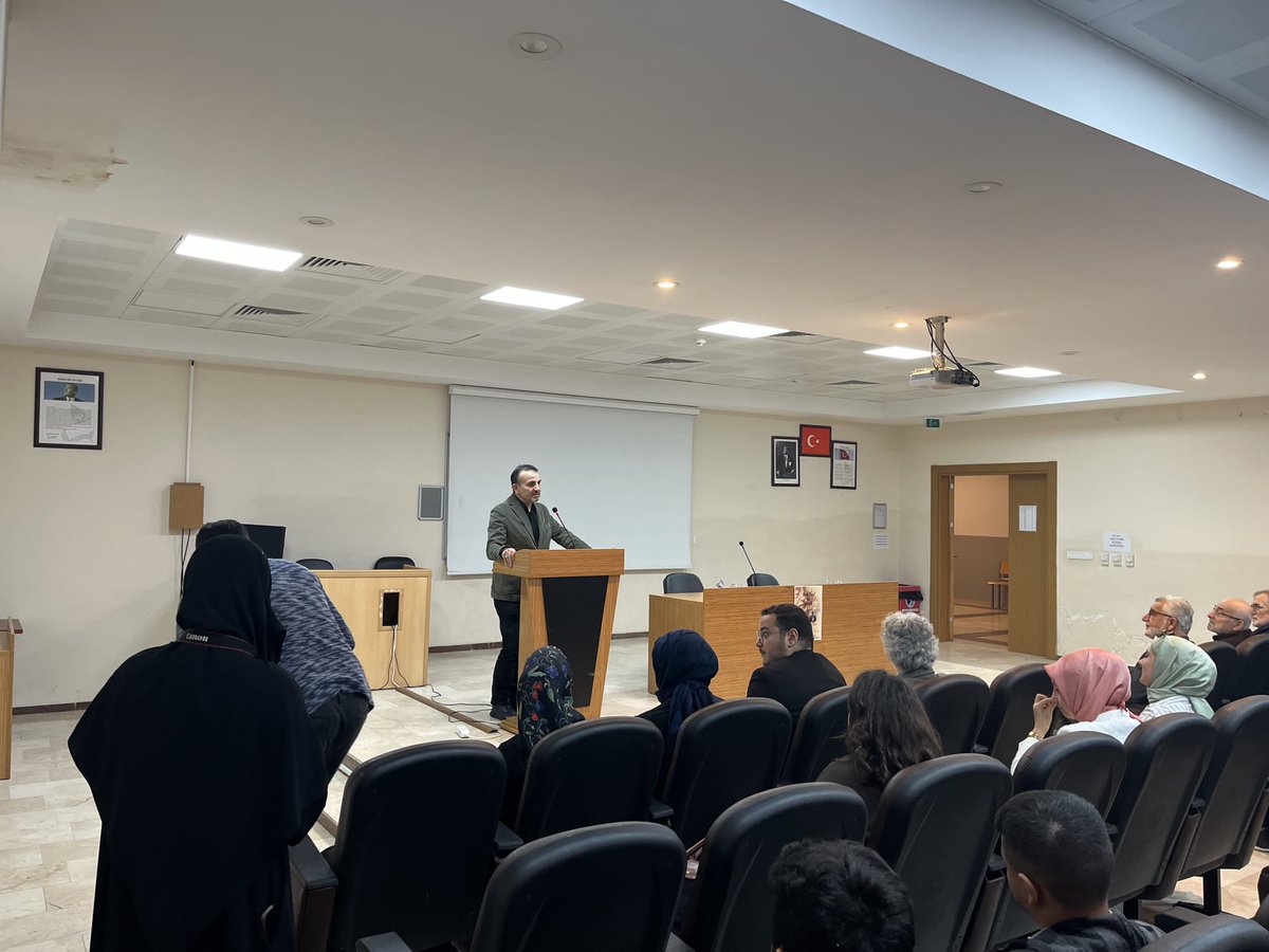 SauSociology's tweet photo. Düzenlediğimiz “Necip Fazıl ve Gençlik” programında Prof. Dr. Sami Şener ve Dr. Kâzım Albayrak’ı ağırladık. Necip Fazıl’ın düşünce dünyası ve gençlik anlayışının ele alındığı etkinlik için konuşmacılarımıza ve tüm katılımcılara teşekkür ederiz.
https://t.co/qsgeEPU9i6
@mkemalsan https://t.co/D2MOn6TViZ