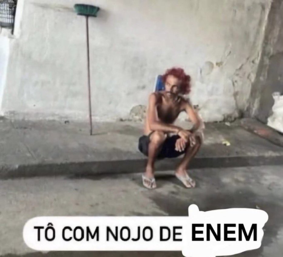 claracbelo's tweet photo. eu tô assim ultimamente https://t.co/xPNDbTx0XF