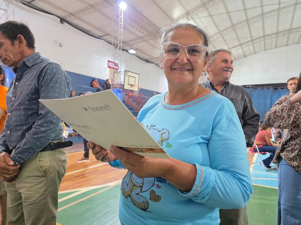 rdecut's tweet photo. Mirar Mejor llegó por primera vez a San Vicente 👓

Administrar con responsabilidad, trabajar con eficiencia y actuar con sensibilidad social es el compromiso de una gestión que busca dar respuestas concretas a la comunidad.

Con 96 operativos realizados y más de 19.000 vecinos atendidos, Mirar Mejor continúa ampliando el acceso a la salud visual en toda la provincia.