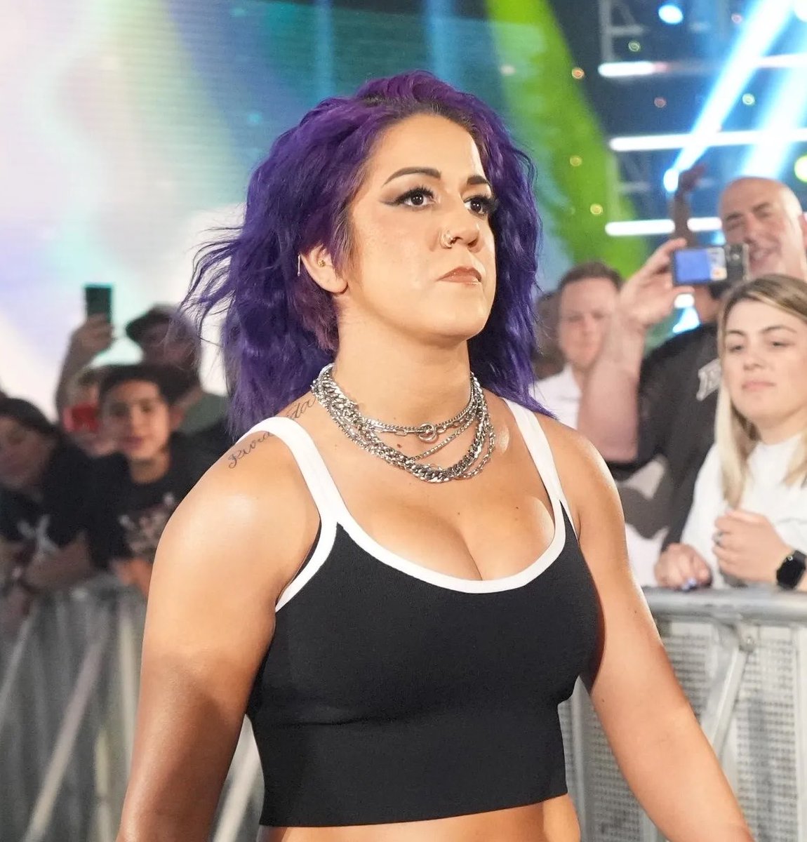 WWECrave's tweet photo. Bayley was reportedly spotted at a Cheesecake Factory paying for her meal with a jar of coins:

"Try taking a 50% pay cut and see how it works out for you." https://t.co/uJ9gCBxAkL