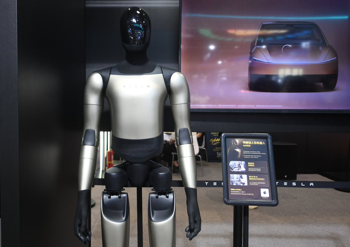 EvaFox's tweet photo. Tesla just started producing Optimus robots in Fremont 🤖⚡️⚡️⚡️

That line is buried in Tesla's Q3 2026 update, released after the bell today. Tesla says the robots coming off its new high-volume lines are the first production-quality Optimus units it has ever built, and that the process is proven suitable for a commercial product.

Summary on the Q3: • Revenue of $28.05B, flat year over year • Adjusted earnings per share of $0.48, beating the $0.45 Wall Street expected • $1.53B in positive free cash flow • Tesla Semi now in production on the high-volume line in Nevada • Full Self-Driving (Supervised) on over 75% of new North American deliveries, with 1.74M active subscriptions • Nearly 2 million unsupervised Robotaxi miles, now with Cybercabs in Austin • Megafactory Texas has started production

Wall Street will argue about margins all night, but the real story is that three new products moved from slides to factory floors in one quarter. Optimus, Semi and Cybercab are all being built now, not just promised. Tesla says battery supply, not demand, is what is holding volumes back, and a four-year-high backlog backs that up.
