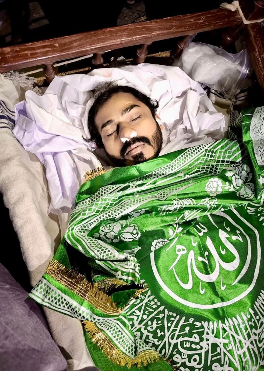 realsher07's tweet photo. ملتان رائل آرچرڈ واقعے میں سی سی ڈی مقابلے میں پار ہونے والے توقیر کا نماز جنازہ زکریا ٹاؤن میں ادا کر دیا گیا https://t.co/AiYXUUgHS6