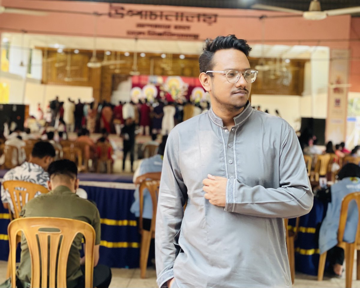 Durjoydey11's tweet photo. শুভ বিজয়া দশমী! 🪷

#BijoyaDashami #BijoyaDoshomi #DurgaPuja #ShubhoBijoya #MaaDurga #DurgaVisarjan #BengaliFestival #PujaVibes #VictoryOfGood #FestiveBlessings https://t.co/nIbEhkoGpI