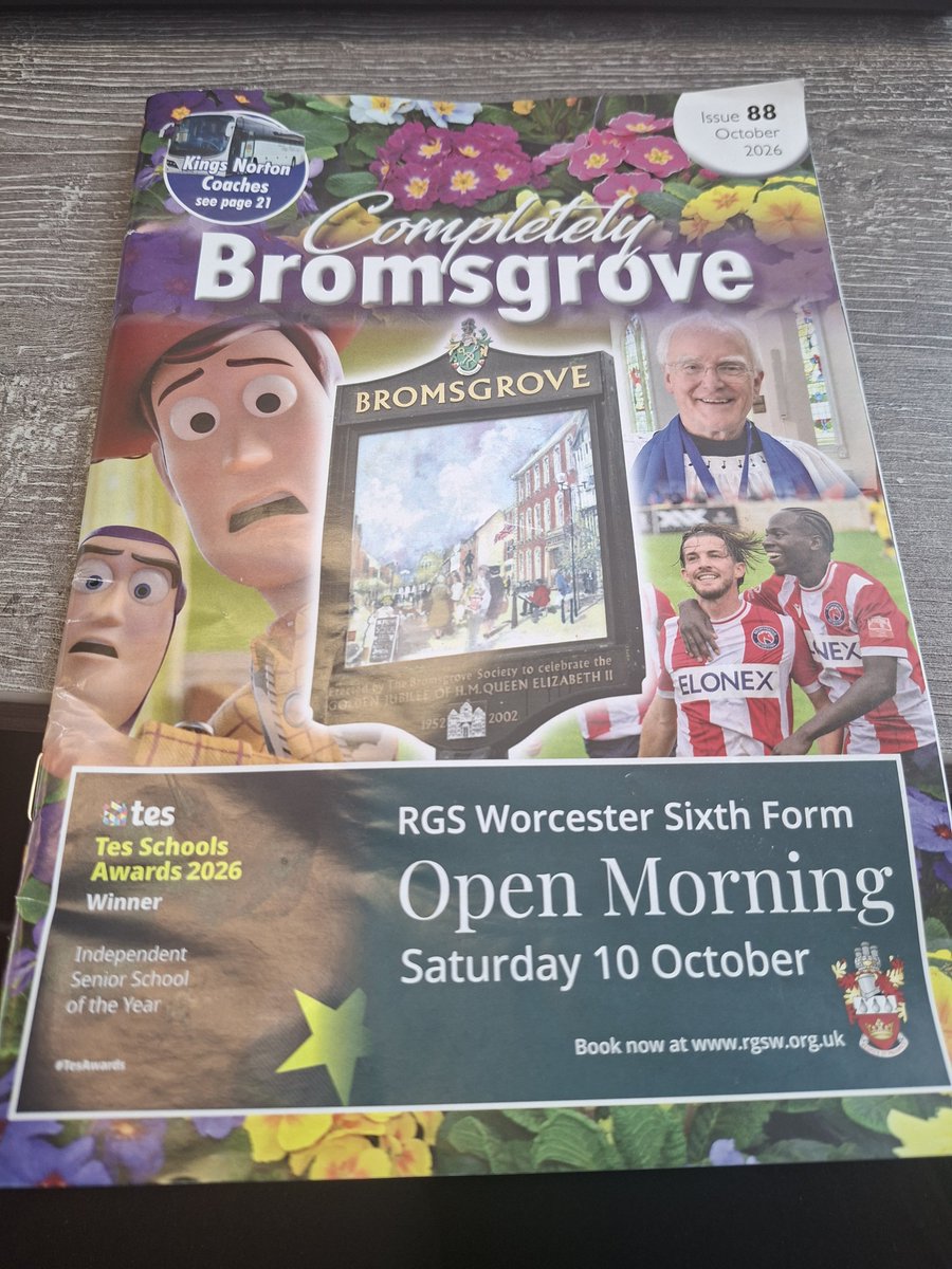 SportingFC's tweet photo. 📖 It's been an incredible season at Sporting - read about some of it in the October edition of Completely Bromsgrove!

The November issue will be out soon, which will no doubt making equally as pleasing reading!

🔗 https://t.co/buh1OUDYwj

#Rouslers #BackBromsgrove ❤️💚 https://t.co/XmCN9xaT1Q