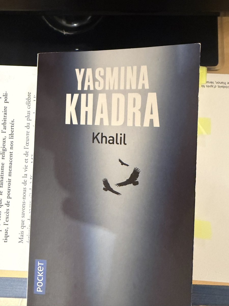 Kadghgfg's tweet photo. Azy je remets à jour ce thread, lecture sympa et histoire originale, peut être un peu trop caricatural c’est dommage, un peu plus de détail aurait été appréciable, rapide à lire mais je sais pas si je le recommanderai je reste dubitatif 7/10 https://t.co/ovvaIJnfzu