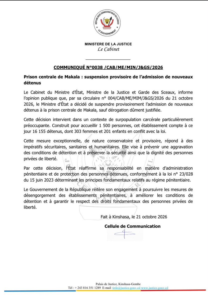 FMLarousse's tweet photo. Construirte pour accueillir 1500 personnes, la prison centrale de #Makala (plus important centre carcéral de la #RDC) compte actuellement 16 155 prisonniers dont 303 femmes et 201 enfants indique le ministère congolais de la justice qui vient de suspendre l'admission de nouveaux détenus au sein de cet établissement pénitentiaire.