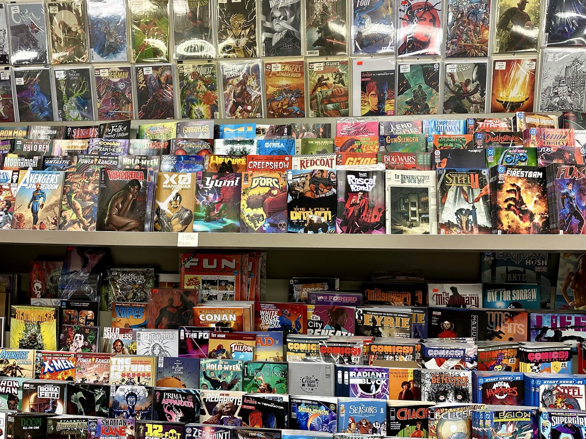 ChonchiFacts's tweet photo. Happy new comic book day ‼️Support your local shops https://t.co/pVDXiXDJq4