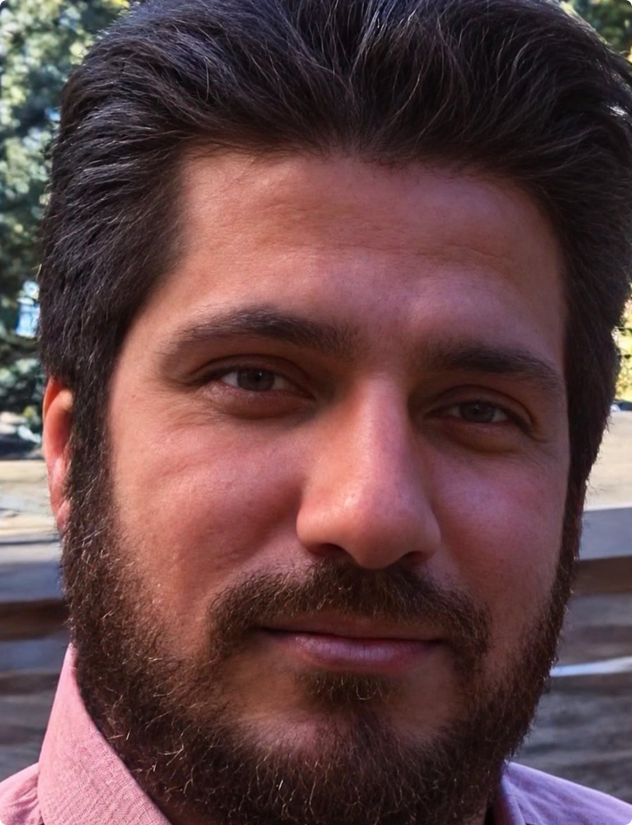 BahariBarbod's tweet photo. عباس محمدی
عضو گردان ضد شورش امام علی، فرمانده سابق پایگاه بسیج فتح المبین جوادیه.
نقش زیادی در سرکوب خونین بچه های جوادیه و نازی آباد داشت. https://t.co/x377YN7bOu
