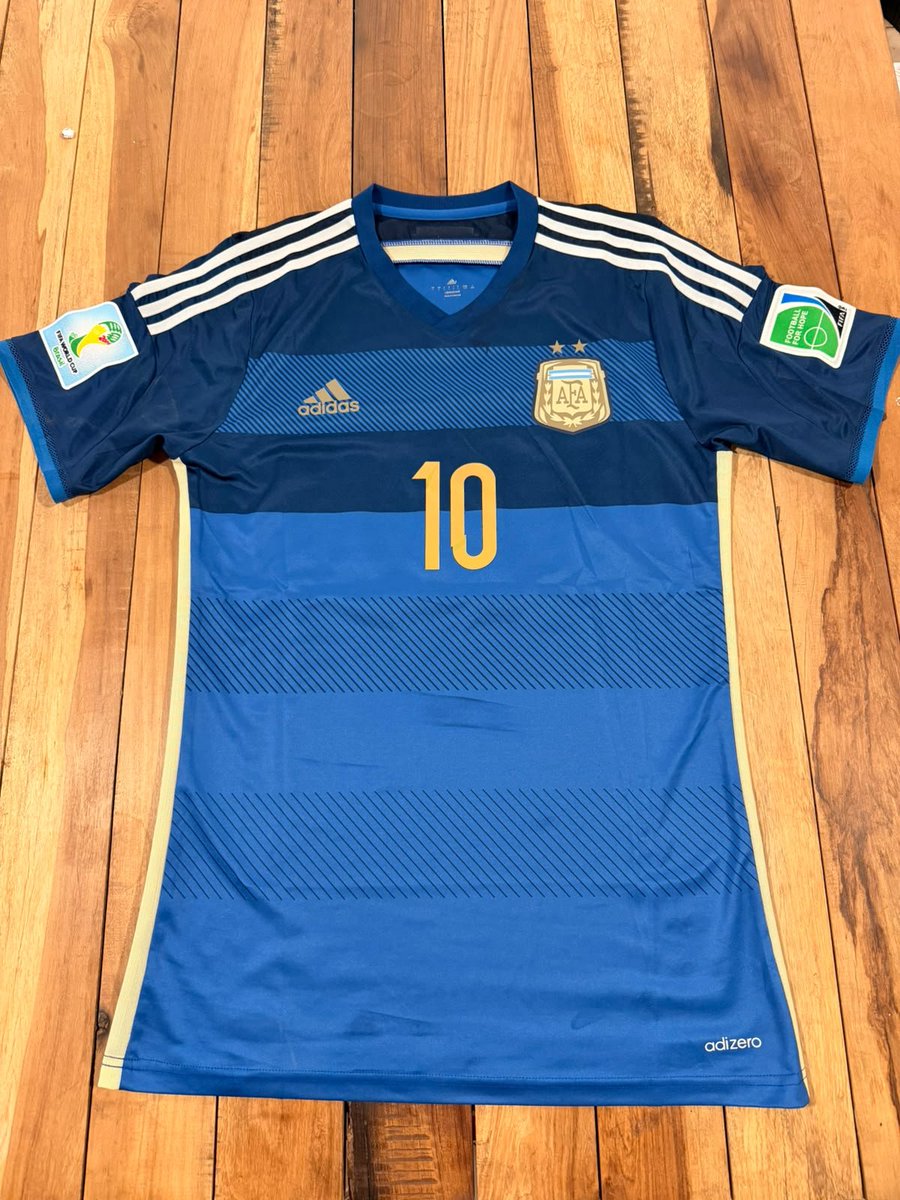 HaterSuspendido's tweet photo. Me llegaron las mejores camisetas! las podes tener gracias a la ayuda de https://t.co/3nVd1uPCgM vas a poder aprender!!

⬇️⚽️ Que estás esperando en pedir la tuya? ⬇️

📞+86 135 6051 3380 https://t.co/lXLGuMRrkT