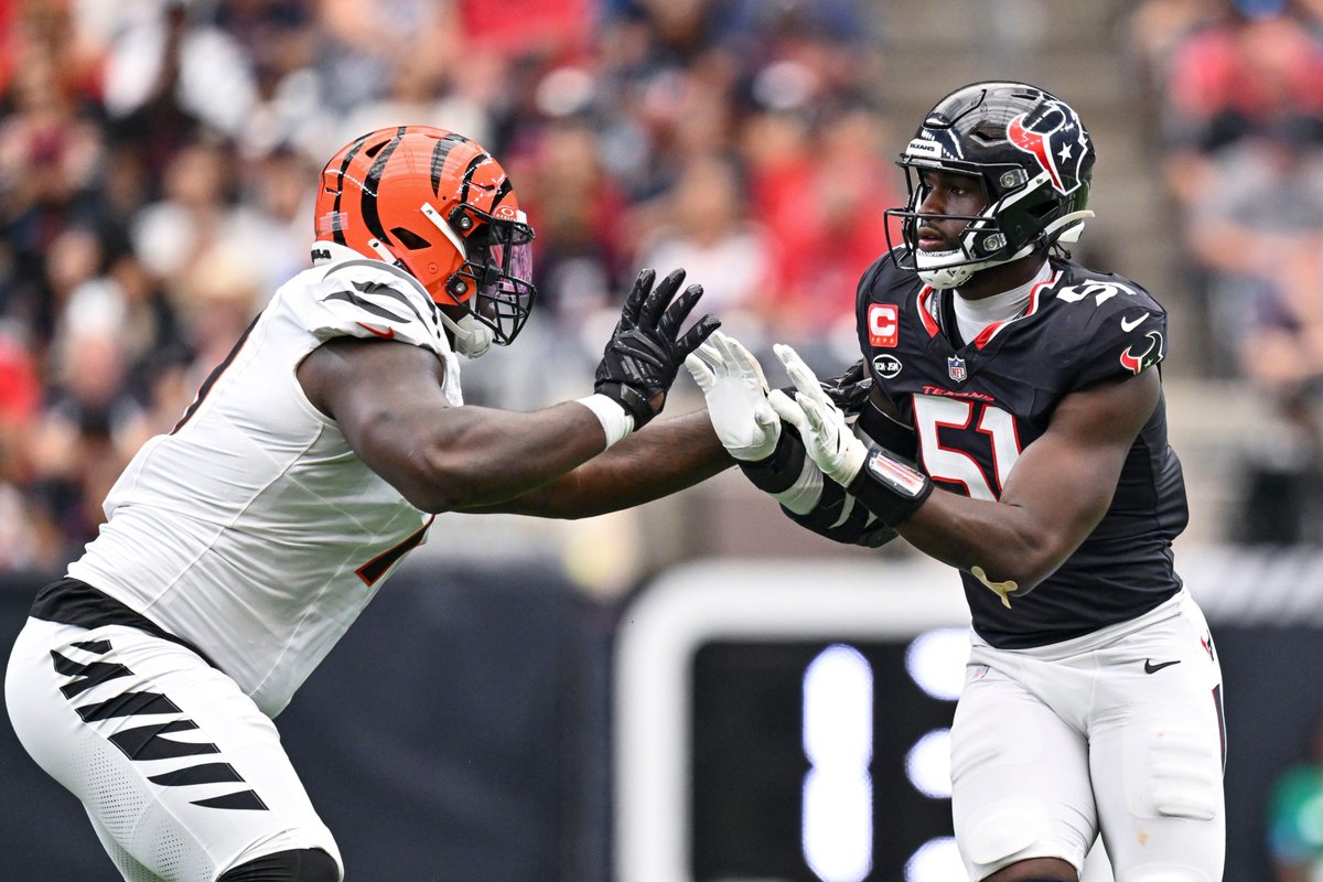 PFF's tweet photo. Highest pass block win rate on an island among OT this season
(min 150 pass snaps)

Amarius Mims       96.1%
Trent Williams       96.0%
JC Latham              95.9%
Tristan Wirfs          95.7%
Darnell Wright       94.5% https://t.co/cHDU2QWGGt