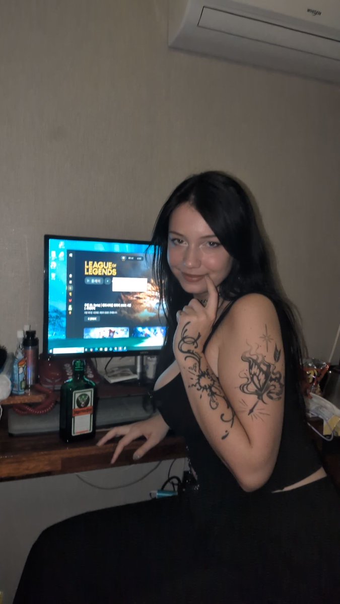 asapboobies's tweet photo. frange reveal en + https://t.co/DBbKA1MHB4