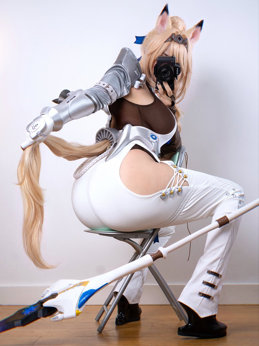 ggs_cos's tweet photo. New uma unlocked:
Sigrid de L’Azur https://t.co/z68d9h72aE