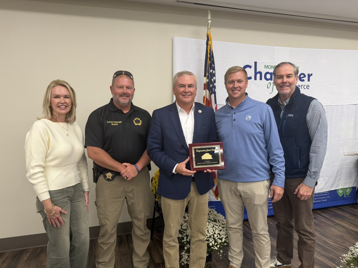 maxwellwise's tweet photo. Always great to be out in the 16th District &amp; today was no different in Monroe Co. A strong crowd on hand to hear Monroe Co’s own  @JamesComer as the featured Chamber luncheon speaker. Great seeing so many friends, supporters &amp; @aneigh in attendance. https://t.co/7Z7PjhRUsX