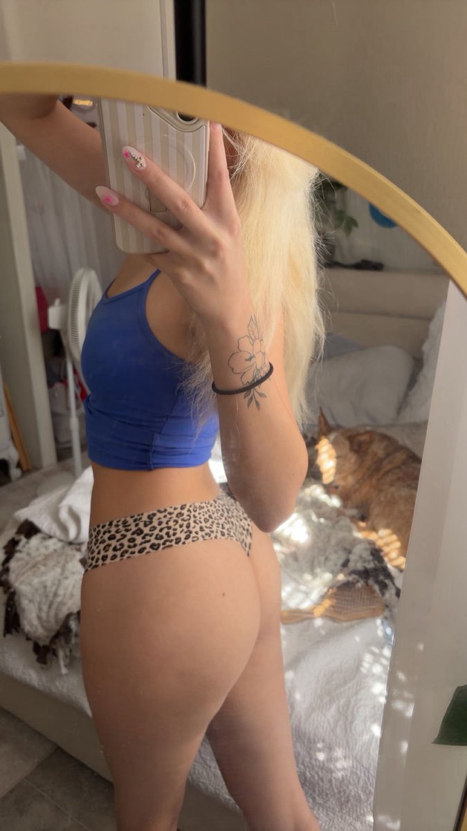 abbi_christina's tweet photo. Sunny days 🌞
#nsfw #nsfwtwt #goon #gooner #goonette #OnlyFansGirl #petite #horny https://t.co/1JWm88u4fB