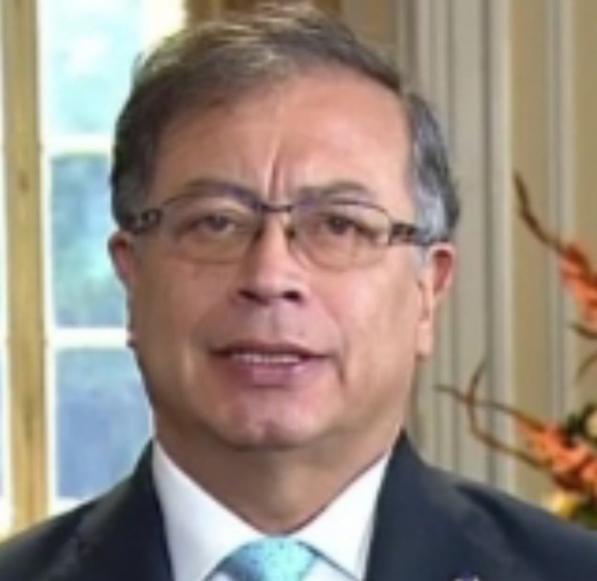 ElPensador75's tweet photo. 🚨Definamos esto sin miedo y de frente: ¿Quién es tu presidente 🇨🇴👇🏾?

A De la Espriella 🔁
Gustavo Petro ❤️ https://t.co/fVixbZ6m4k