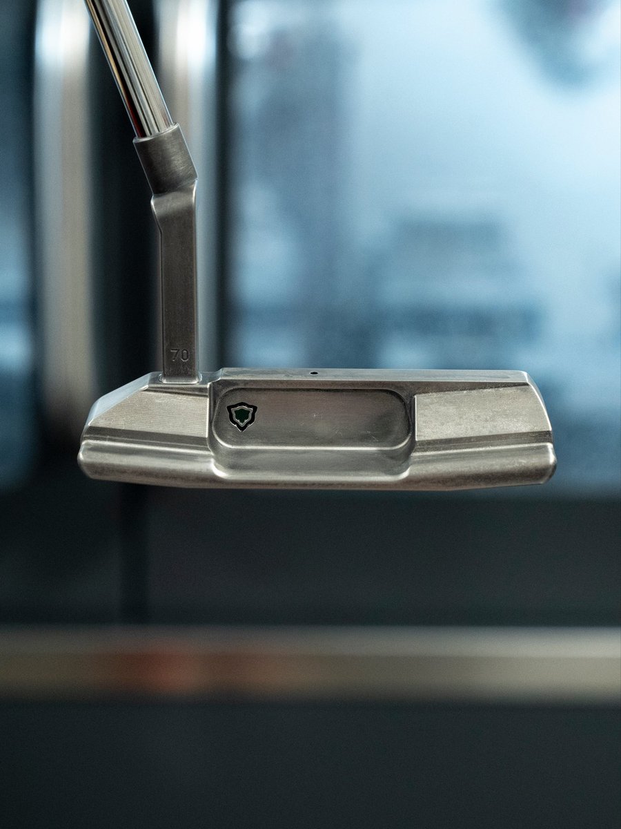 HannaGolfCo's tweet photo. Yes. 

Brushed Battleship finish on the Des Moines. https://t.co/BWQ8M2p9ce