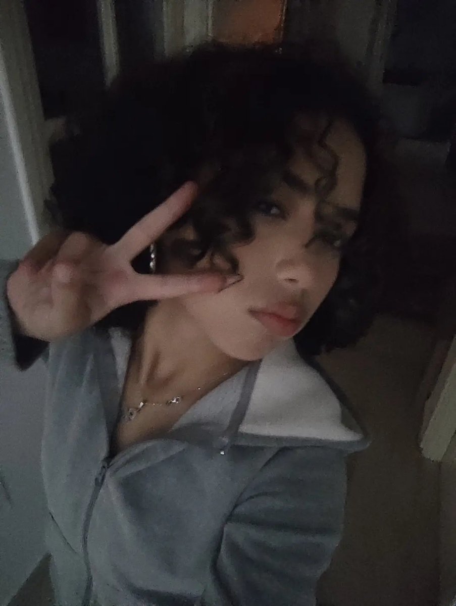 kirakoyoo's tweet photo. Face reveal ig... https://t.co/7r79BgLeIU