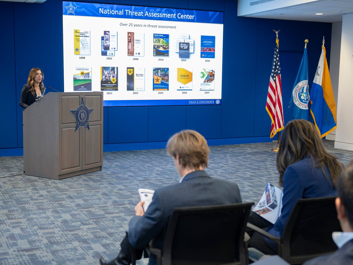 SecretService's tweet photo. Today, the Secret Service’s National Threat Assessment Center released a report on preventing targeted workplace violence, offering key research findings and operational guidance for preventing acts of targeted workplace violence based on the Secret Service Behavioral Threat Assessment model. 

📰Read the full report at https://t.co/DXBcirfFjF

#NTAC #PreventingWorkplaceViolence