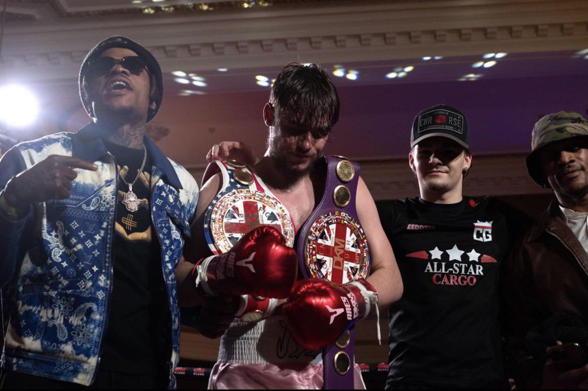 jackdoesboxingX's tweet photo. I will be treating the JDB 10-3-0 4KO’s era as my amateur career. 2027 i will be transitioning to pro rules ONLY. 10oz gloves 3 min rounds.  I AM LOCKED IN ON THE GOAL OF SHOWING MY FULL ABILITY TAKING THIS SERIOUSLY &amp; ONCE AND FOR ALL PROVING I AM THE BEST.😤🔥🫵 2027…📈👀 https://t.co/n7DQhrJmKP