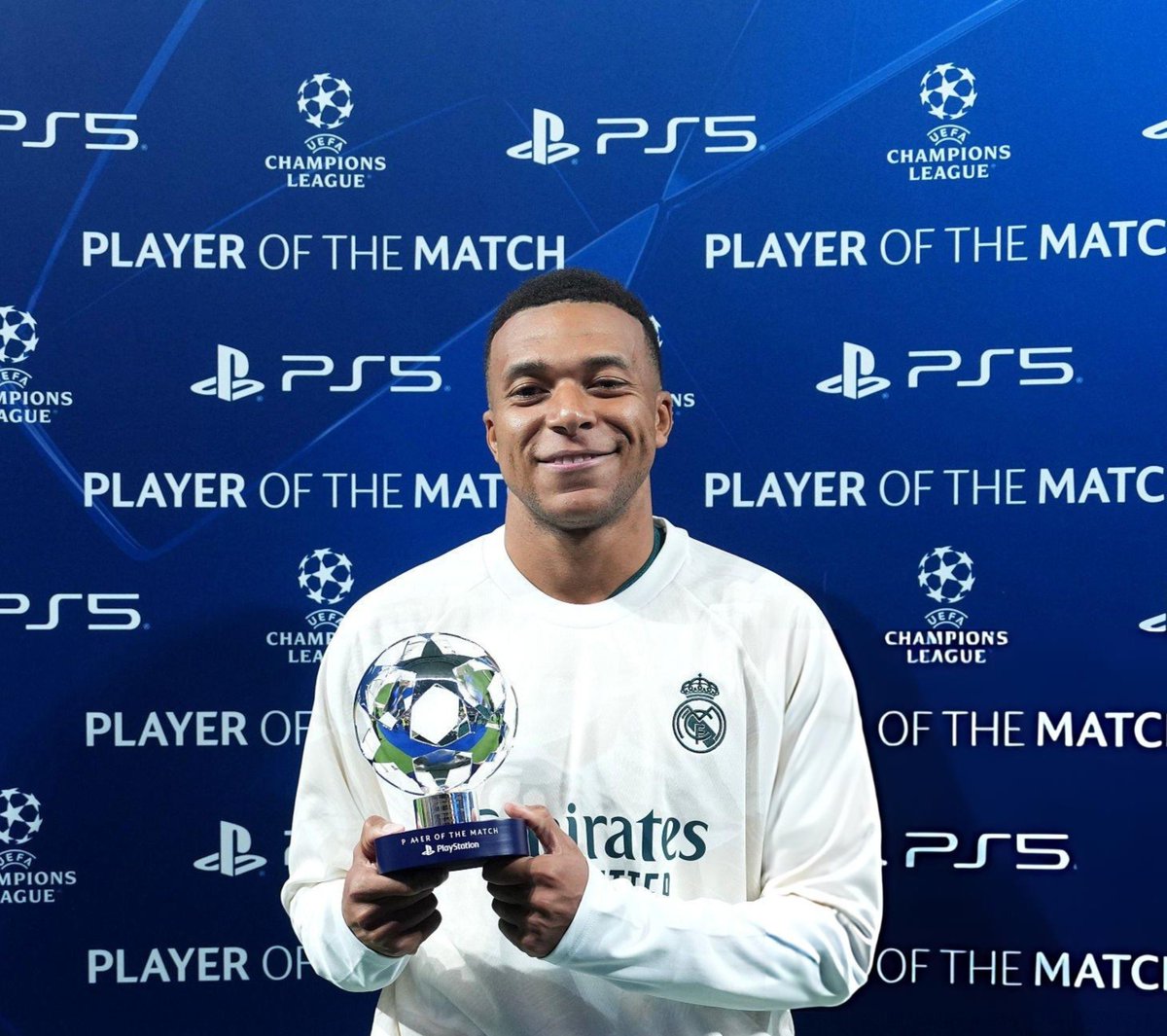 theMadridZone's tweet photo. 🚨 KYLIAN MBAPPÉ IS MAN OF THE MATCH. https://t.co/12NdUQZzln