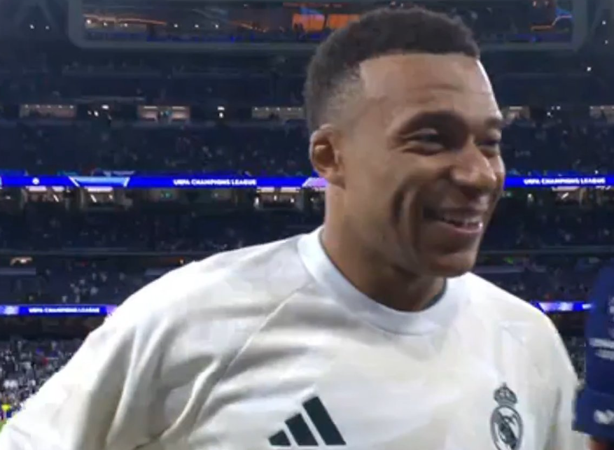 theMadridZone's tweet photo. 🚨 Kylian Mbappé: "Clasico on Sunday and Ballon d'Or on Monday?

LET'S GO!" https://t.co/Y0FcAd189J