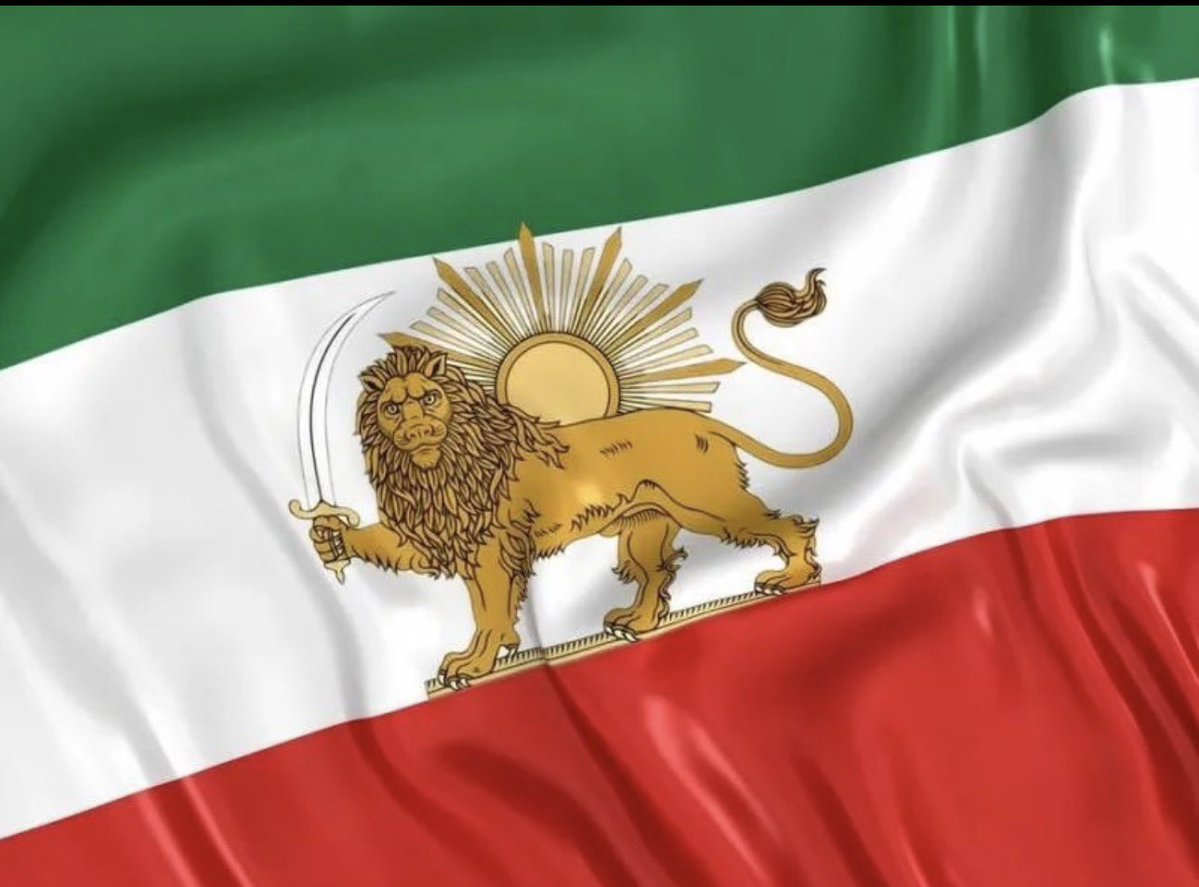 Jane_jaanan's tweet photo. @21NewsBE @IranKinJu Jadid shah! https://t.co/Sd7bXeNrhX