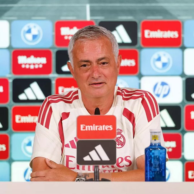TouchlineX's tweet photo. 🚨🗣️ José Mourinho: "I am satisfied, because Bernardo needed a game like this desperately."

Bernardo had been very absent for Real Madrid prior to today's match. https://t.co/3g43TbXiNQ