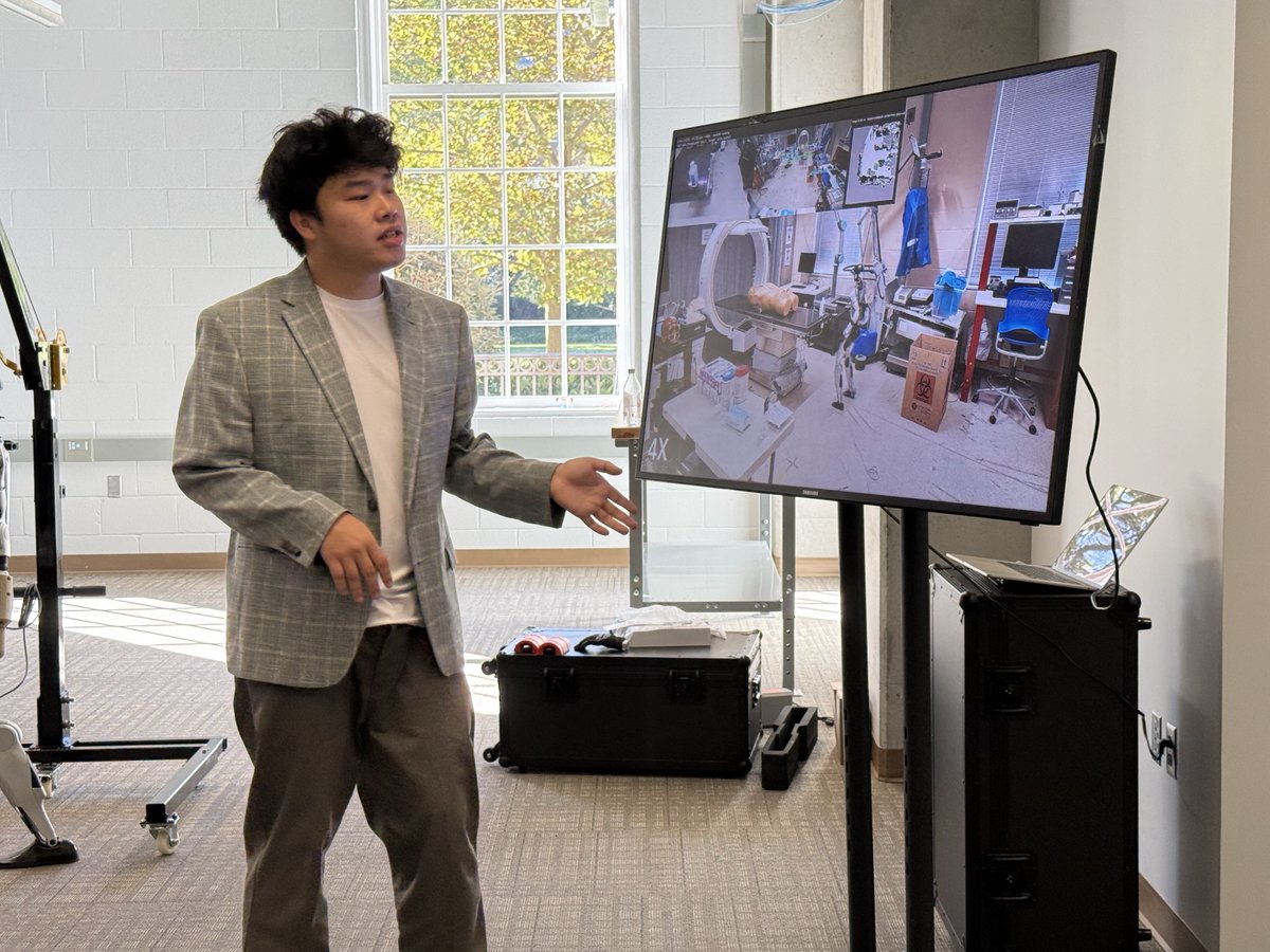 JHTechVentures's tweet photo. Led by @krieger_axel and @MathiasUnberath, these @HopkinsEngineer researchers are moving beyond AI that simply analyzes data to systems that can take action, helping make surgery more precise and specialized care more accessible. https://t.co/IZXvE1L4iu