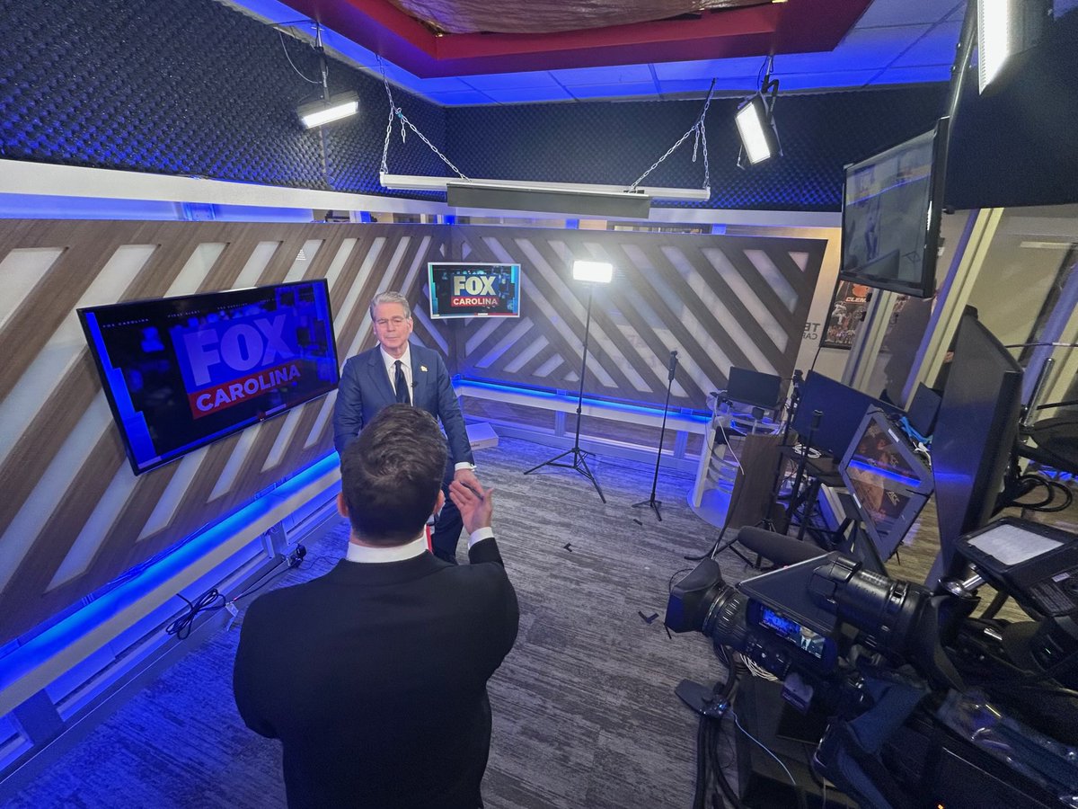 DoughertyJC's tweet photo. NEW: We just sat down w/ @SecScottBessent ahead of President Trump’s rally in Clemson. 

We asked about lowering the $40 trillion national debt. 

He said, “We’ve re-implemented tariffs through different authorities… &amp; the way to do it is constrain spending &amp; grow the economy.” https://t.co/n0AiHcdRio
