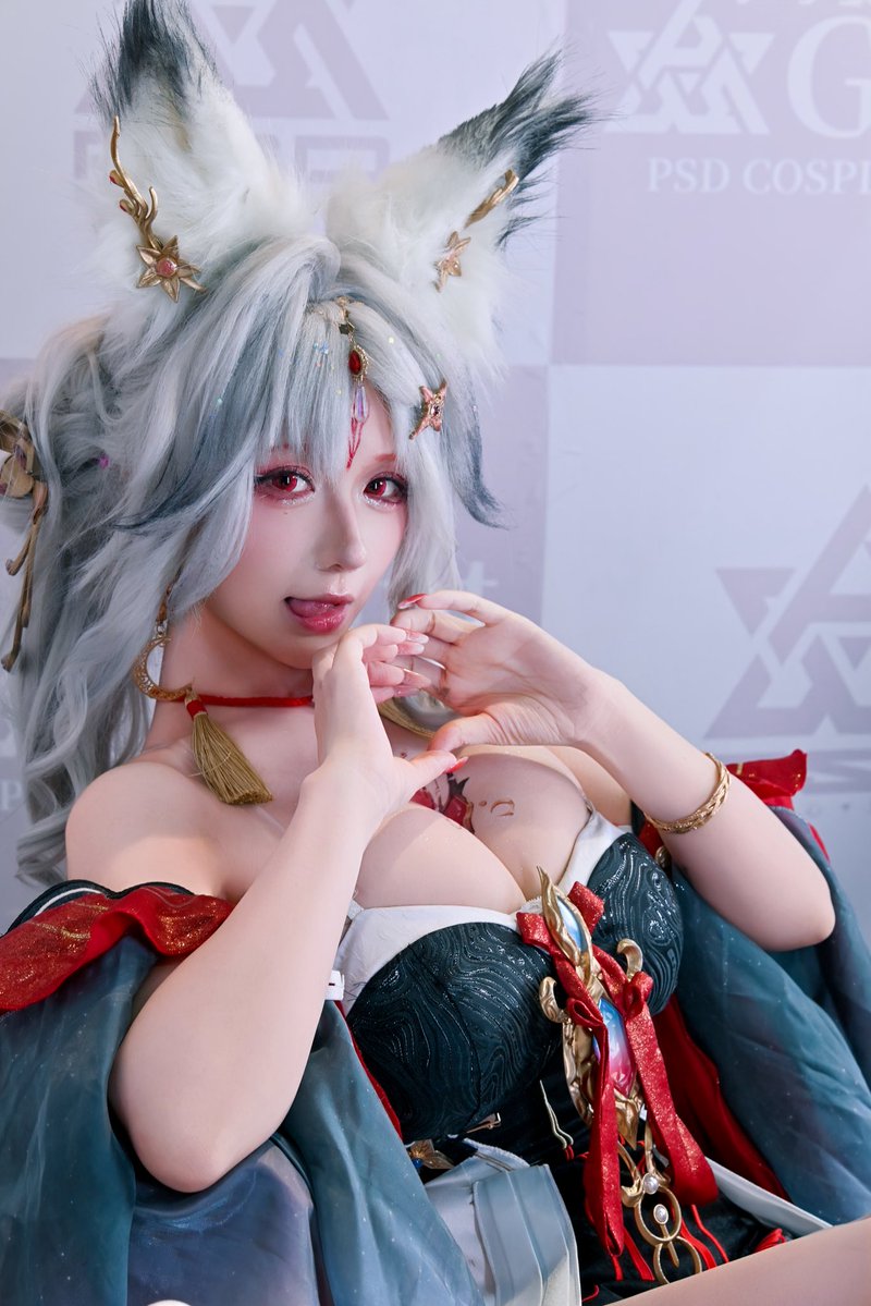 Takakura_Ken91's tweet photo. すごい大きな心月狐😋🥰🥰🥰 #wutheringwaes #コスプレ #cosplay #cosplayergirls #cos #ニケ https://t.co/kJBuwtyYsu