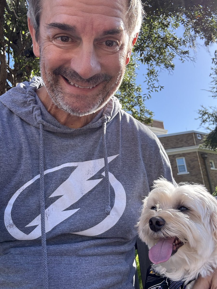 DarekSharp's tweet photo. Repping @RaysBaseball and @TBLightning around UT today.
Hope you guys got to do some outdoor activities https://t.co/EOHuXdfzo0