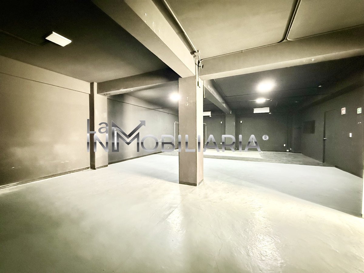 LAinMobiliaria9's tweet photo. #RENTA #Edificio #JardinesDeSanMateo #LomasVerdes #Naucalpan #EdoMex
💰 Renta mensual: $95,000 MXN
PÓLIZA JURÍDICA ⚖️
Un inmueble con características que permiten integrar diferentes actividades empresariales en una misma sede:
🏢 Dos Niveles de 135 m² cada uno
🚙 8 lugares de Estacionamiento
📦 Bodegas de 15 m² y 30 m²
⚡️ Energía Eléctrica Trifásica
💦 Cisterna de 15,000 litros
📍 Ubicación con conexión hacia importantes vialidades de Naucalpan
🏢 TU EMPRESA HA CRECIDO. ¿TUS INSTALACIONES TAMBIÉN?
Una alternativa para empresas que buscan combinar presencia comercial, espacios de trabajo y funcionalidad operativa.
📲 Agenda una visita y conoce el potencial de este inmueble para tu empresa.
#LAinMobiliaria ®
Donde el enfoque correcto se convierte en resultados reales.
Ubicado en Vía Adolfo López Mateos, esquina con Ailes, en Jardines de San Mateo, zona Lomas Verdes.
https://t.co/iZdSshiMnX