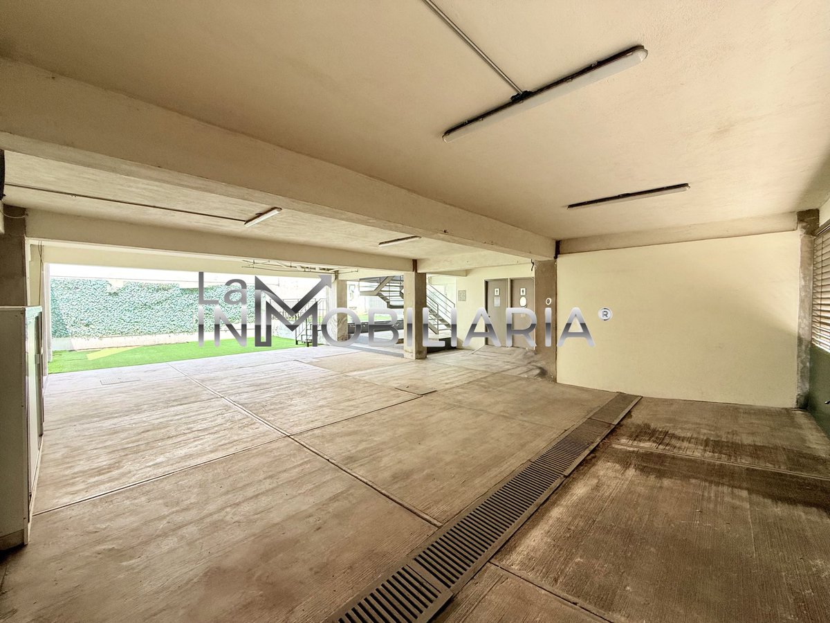 LAinMobiliaria9's tweet photo. #RENTA #Edificio #JardinesDeSanMateo #LomasVerdes #Naucalpan #EdoMex
💰 Renta mensual: $95,000 MXN
PÓLIZA JURÍDICA ⚖️
Un inmueble con características que permiten integrar diferentes actividades empresariales en una misma sede:
🏢 Dos Niveles de 135 m² cada uno
🚙 8 lugares de Estacionamiento
📦 Bodegas de 15 m² y 30 m²
⚡️ Energía Eléctrica Trifásica
💦 Cisterna de 15,000 litros
📍 Ubicación con conexión hacia importantes vialidades de Naucalpan
🏢 TU EMPRESA HA CRECIDO. ¿TUS INSTALACIONES TAMBIÉN?
Una alternativa para empresas que buscan combinar presencia comercial, espacios de trabajo y funcionalidad operativa.
📲 Agenda una visita y conoce el potencial de este inmueble para tu empresa.
#LAinMobiliaria ®
Donde el enfoque correcto se convierte en resultados reales.
Ubicado en Vía Adolfo López Mateos, esquina con Ailes, en Jardines de San Mateo, zona Lomas Verdes.
https://t.co/iZdSshiMnX