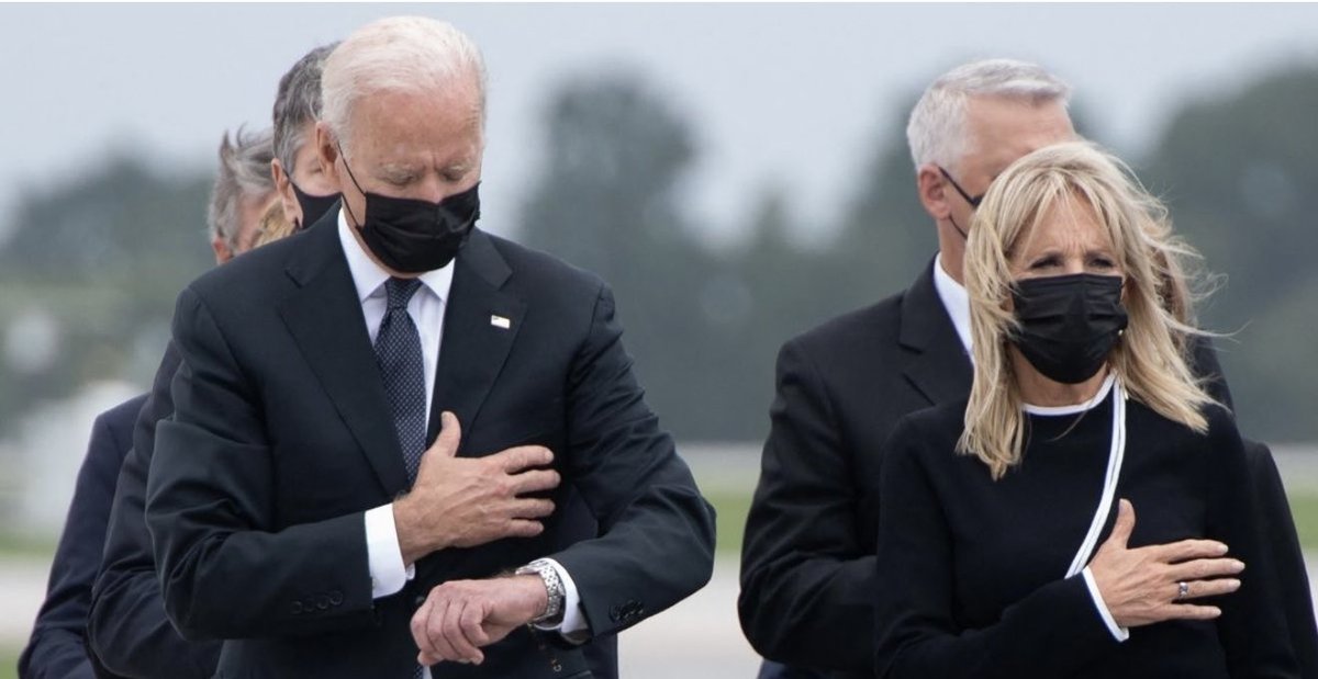 PamelaUnplugged's tweet photo. Unlike with President Trump, you never saw any Americans brought home by Biden kiss the ground.
Because they were in coffins.
#StephenHubbard #NoOneLeftBehind https://t.co/RRuGyfNF2I