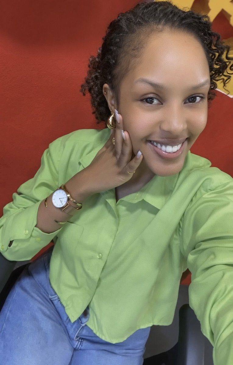 Mrdnd256's tweet photo. GOOD MORNING BEAUTIFUL PEOPLE 🥰🌇 https://t.co/g35m4sGthy
