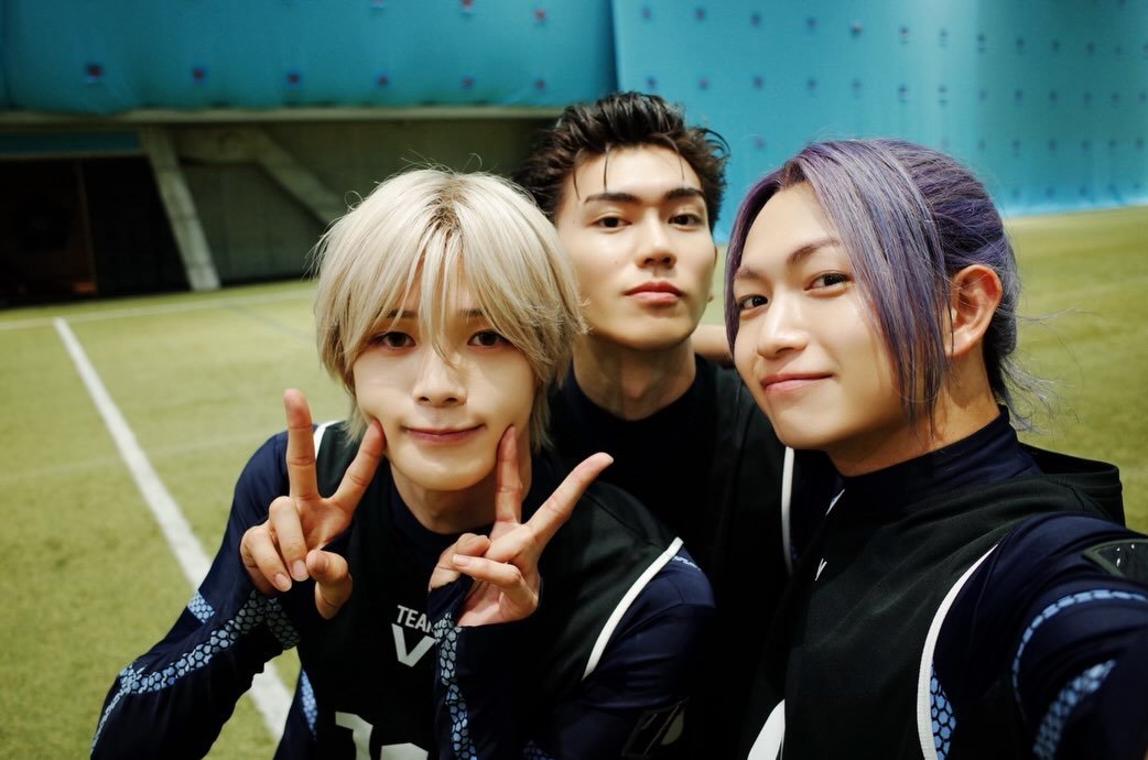 aki10voice's tweet photo. 10/22 LUNÉの推し事🌙

1次投票最終日！今日23時59分までの結果で2次進出が決まる

 vote for  #andTEAM #2026MAMAVOTE

⬆このタグを見かけた方はリポストのご協力をお願いします🙏
通りすがりで何だこれって思ってもリポストだけして頂きたい🥺
みんなのKくんが所属するグループです！！ https://t.co/7MbKqOotpq