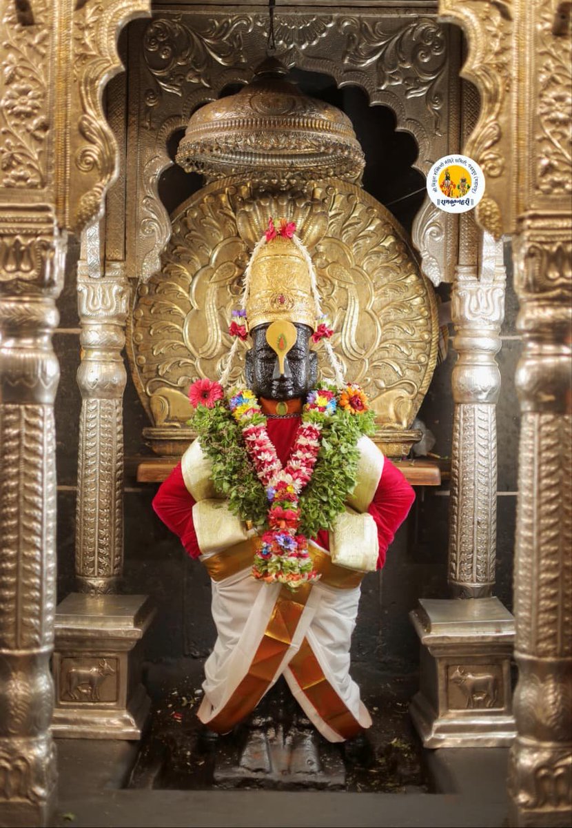 PandharpurVR's tweet photo. 🚩🚩🚩🚩🚩🚩🚩🚩🚩🚩🚩
*श्री विठ्ठल व रुक्मिणीमाता दर्शन पंढरपूर*
      *गुरुवार दि- २२ ऑक्टोबर २०२६*
            *🌹काकडा आरती🌹*
               *🌸नित्य पुजा🌸*
            *🙏🏻राम कृष्ण हरी.🙏🏻*
        *🚩 पाशांकुशा एकादशी 🚩*
🚩🚩🚩🚩🚩🚩🚩🚩🚩🚩🚩 https://t.co/L2TmmnVMHi
