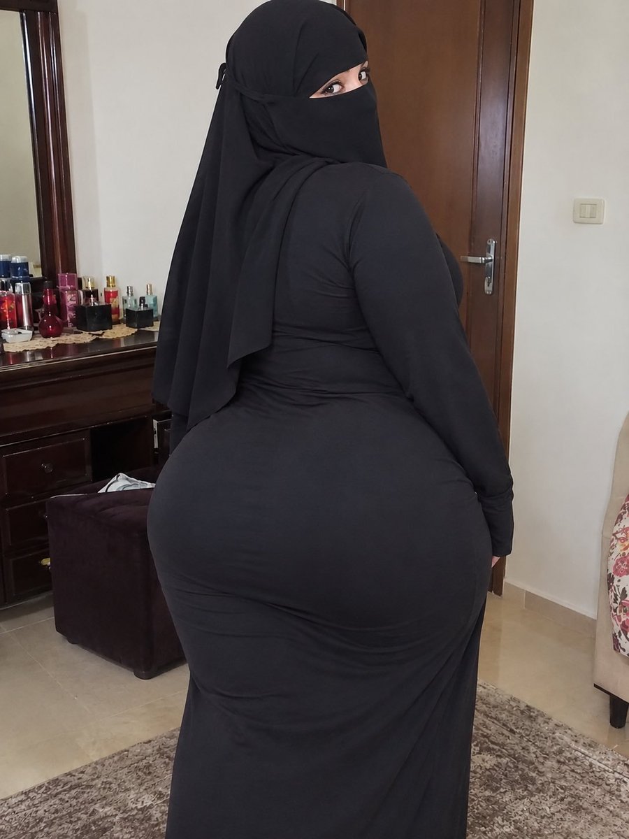 okdpov's tweet photo. اعرف انك مهتم بي والشوق يتلهفك علي ولا الذنب ليس ذنبي المجتمع يرفضك لانك لست من ديني https://t.co/36CKQQG4rh