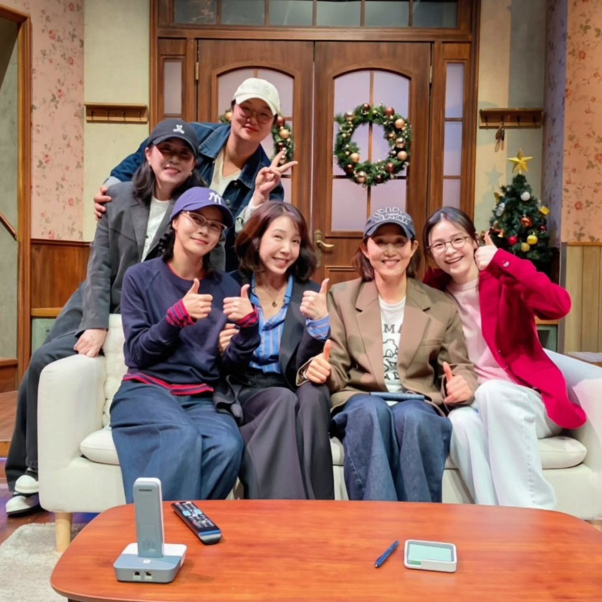 Jeonmido_ring84's tweet photo. 🍑 #전미도

연극 '꽃의 비밀' 관극

*김미경 배우님 인스타 https://t.co/DUXaIJXVmm