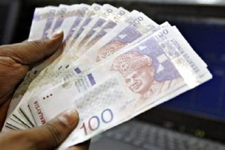 nusantaradaily's tweet photo. Ringgit diniagakan tinggi berbanding dolar AS dlvr.it/TW177G #Ringgit #DolarAS #KualaLumpur #Ekonomi #MataWang https://t.co/ZxoKtnjK1A