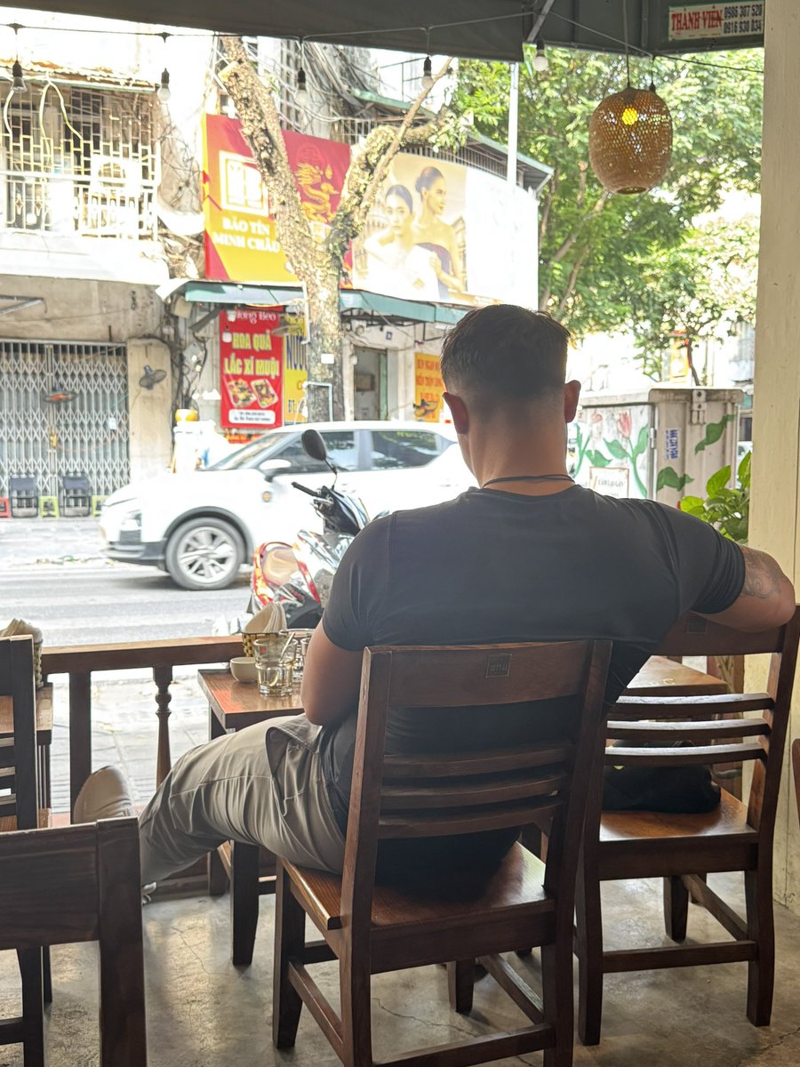 vcagauhn's tweet photo. Tướng này mà về làm bull chơi vk ck mình thì thích https://t.co/OqQPCb6RWG