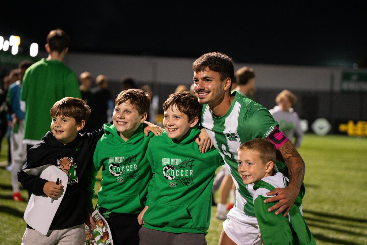 HerdMSoccer's tweet photo. All smiles after a big win ๐๐ฅ
#WeAreMarshall https://t.co/QP9bI5IUqY