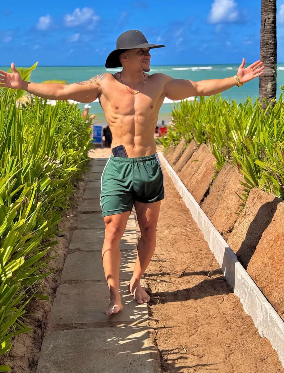 BigLimaoficial's tweet photo. guardados de uma viagem 👀🔥 https://t.co/AdCDCb9bpe