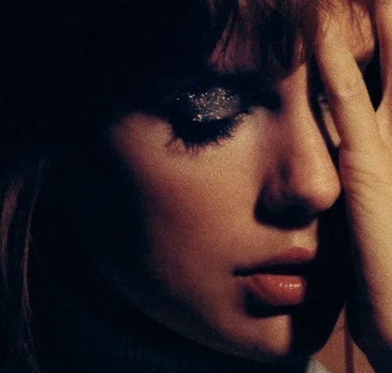 TChartSwift's tweet photo. “Midnights” most streamed songs on Spotify:

#1. “Anti-Hero” — 2.067B
#2. “Karma” — 1.170B
#3. “Lavender Haze” — 914M
#4. “You're On Your Own” — 912M
#5. “Midnight Rain” — 887M
#6. “Snow On The Beach” — 851M
#7. “Bejeweled” — 741M
#8. “Maroon” — 642M
#9. “Vigilante Shit” — 528M https://t.co/mtFDwCPDZH