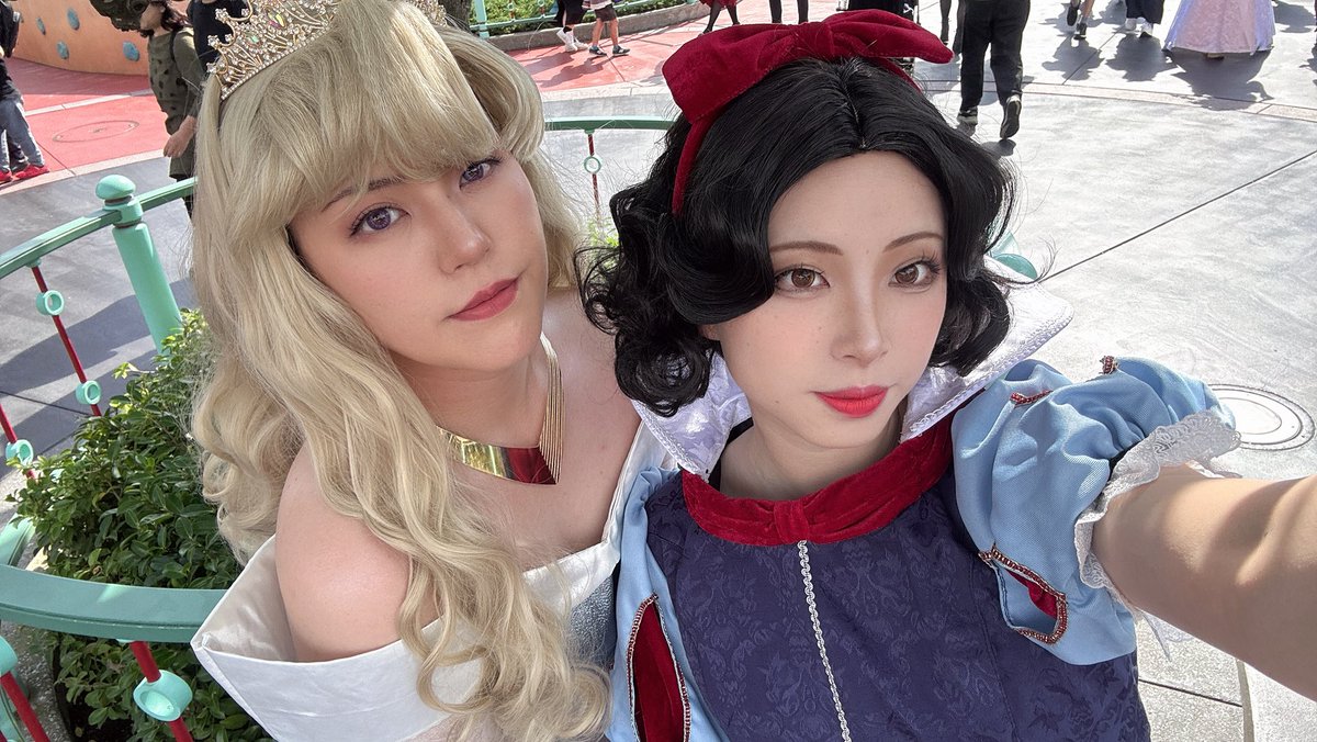 gure__nn's tweet photo. イン〜！💤と🍎

#Dハロ仮装 #Dハロ仮装2026 https://t.co/IRLV6tDIWK