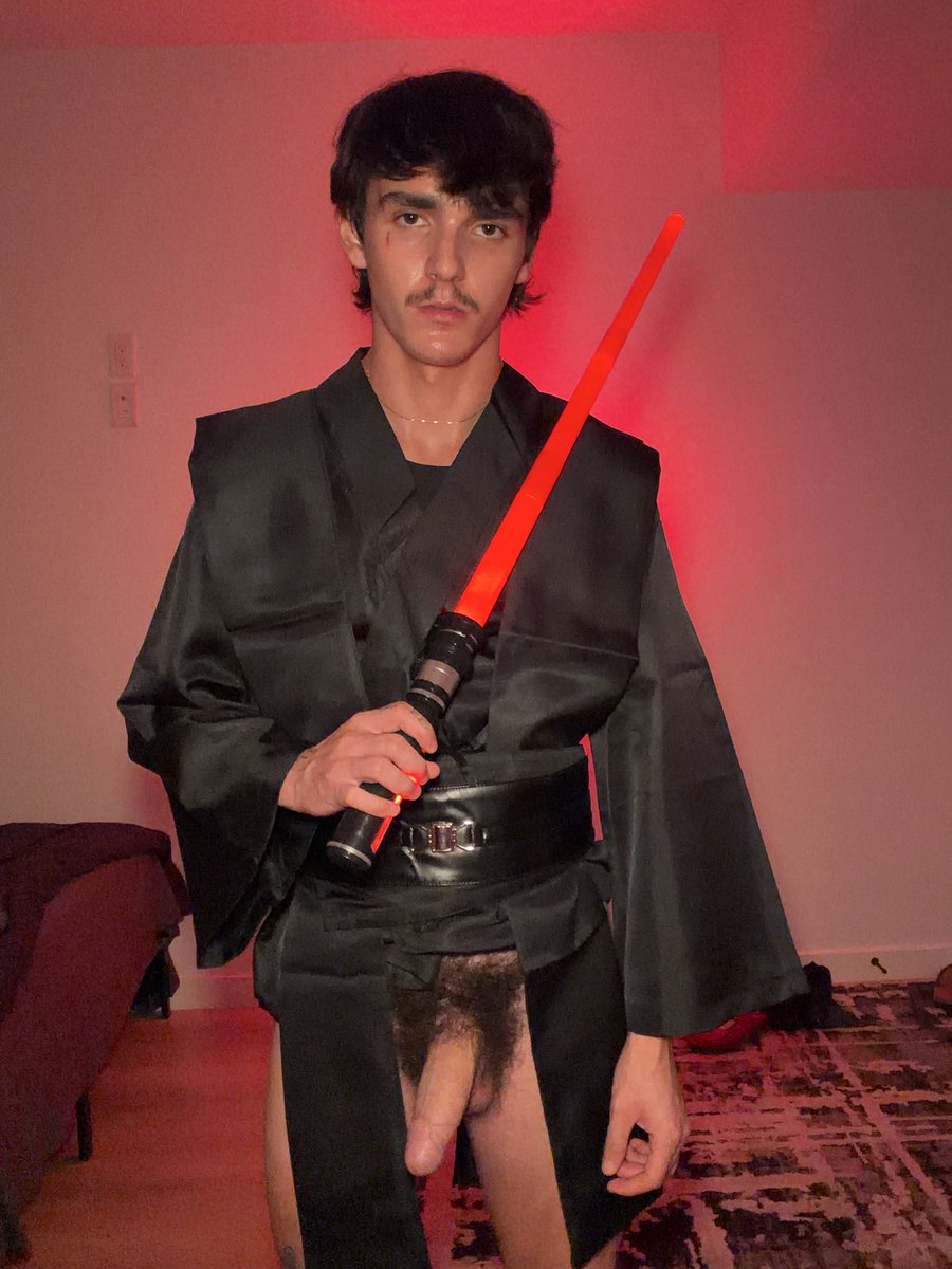 f1yxwhiteguy tweet picture